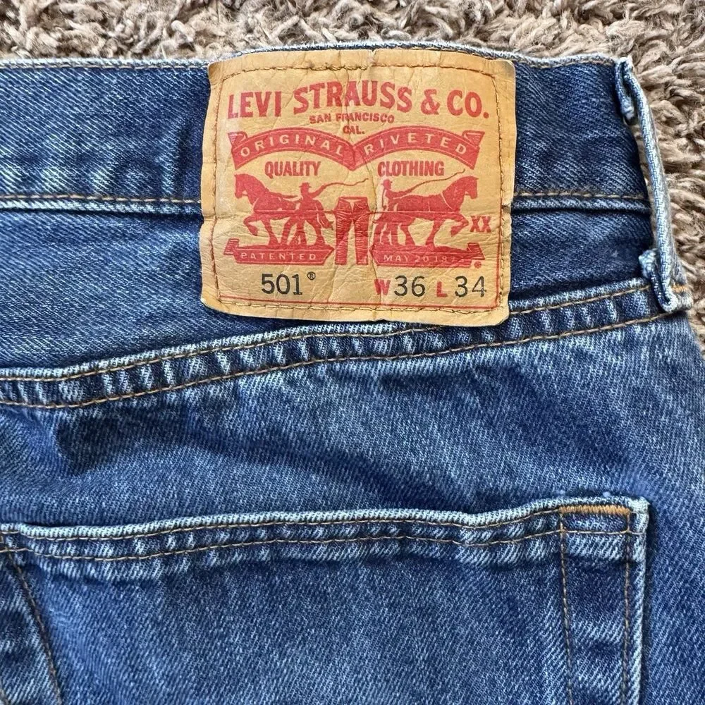 Levis 501 Jeans Mens 36x34 Blue Button Fly Denim Pants Classic Straight
